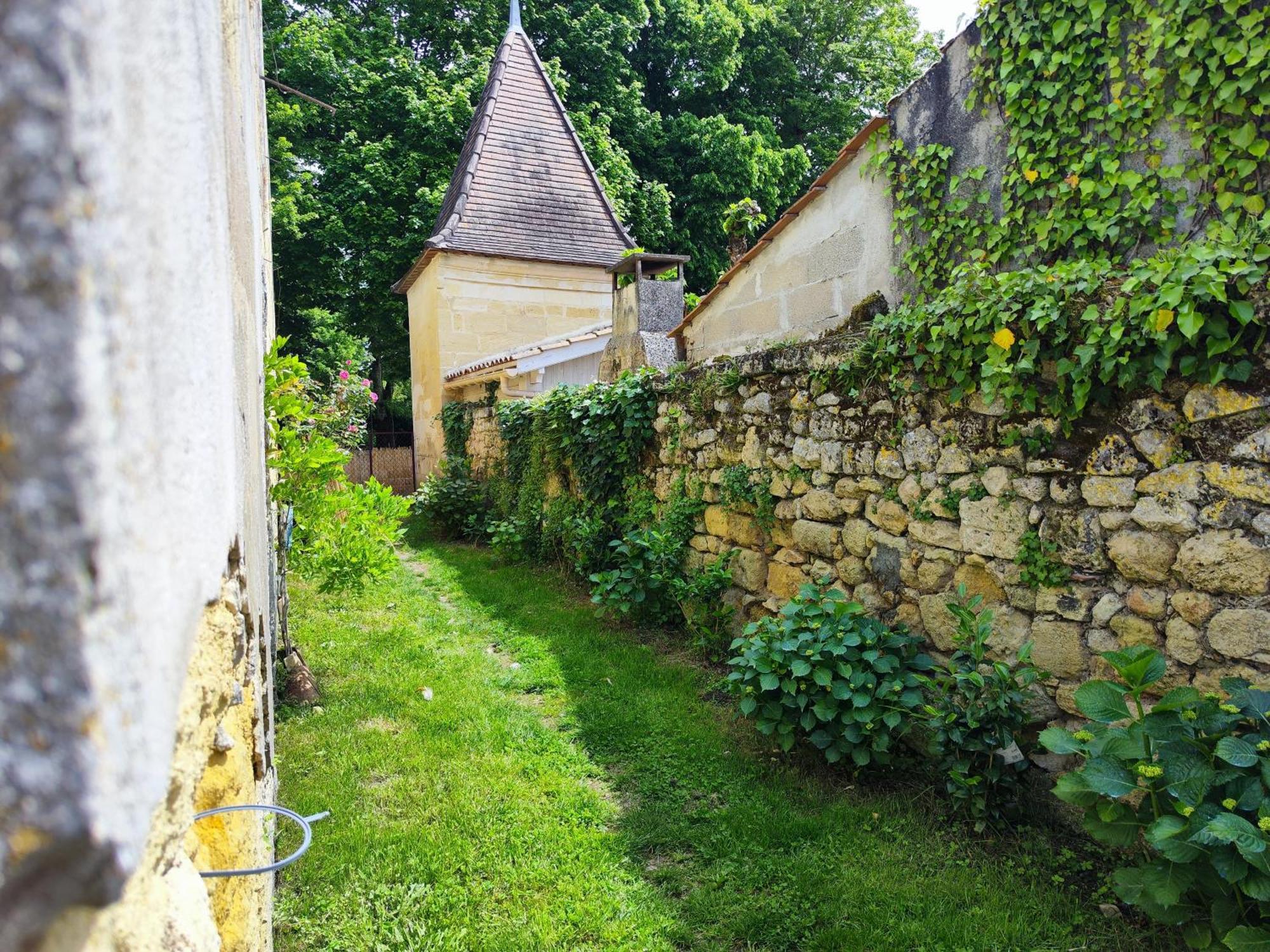 Jolie Villa Avec Piscine Dans Le St Emilionnais Sainte-Terre Экстерьер фото